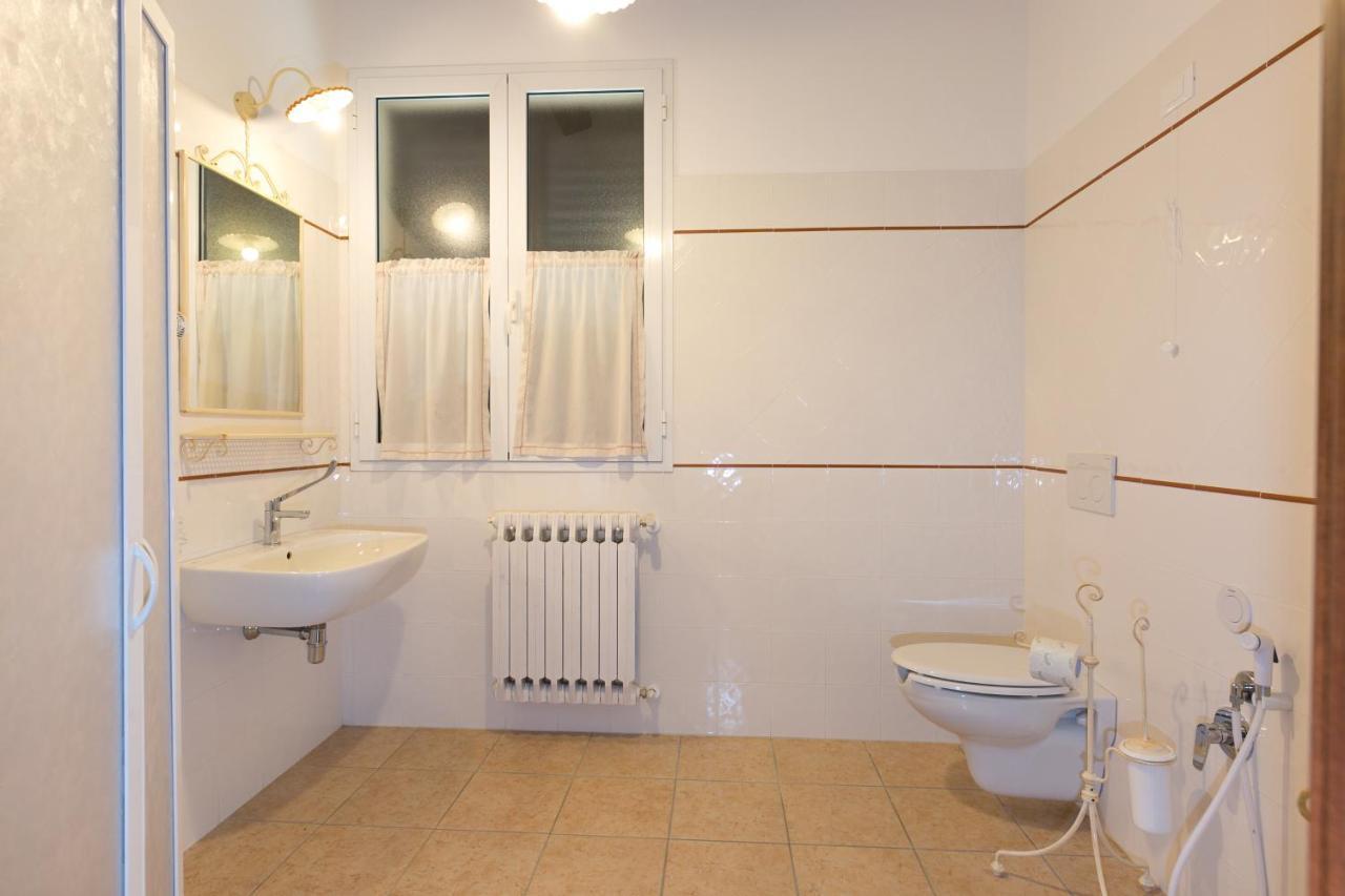Cottage Zizzolo Riparbella Kültér fotó